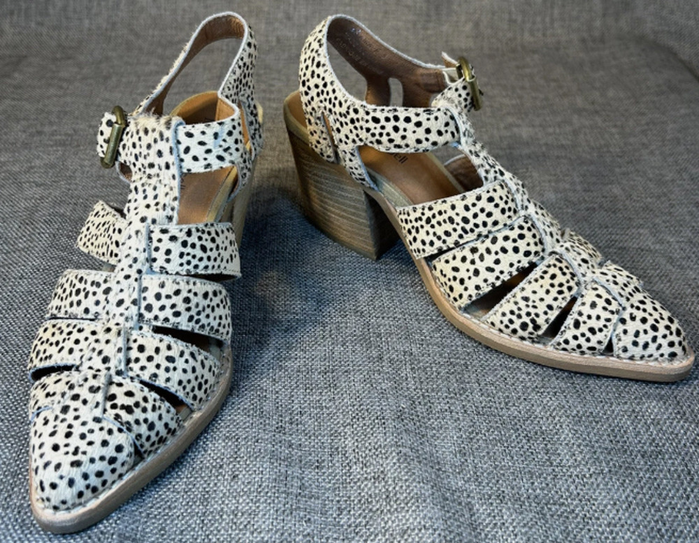 Jeffrey Campbell Angora Calf Hair Sandals Shoes Cheetah Size 6 MSRP $155
